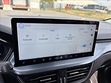 Ford Focus 1,0 mHEV 114kW Active DPH - náhled 31