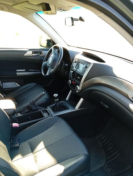 Subaru Forester 2.0D 4x4 - fotka 22 z 24