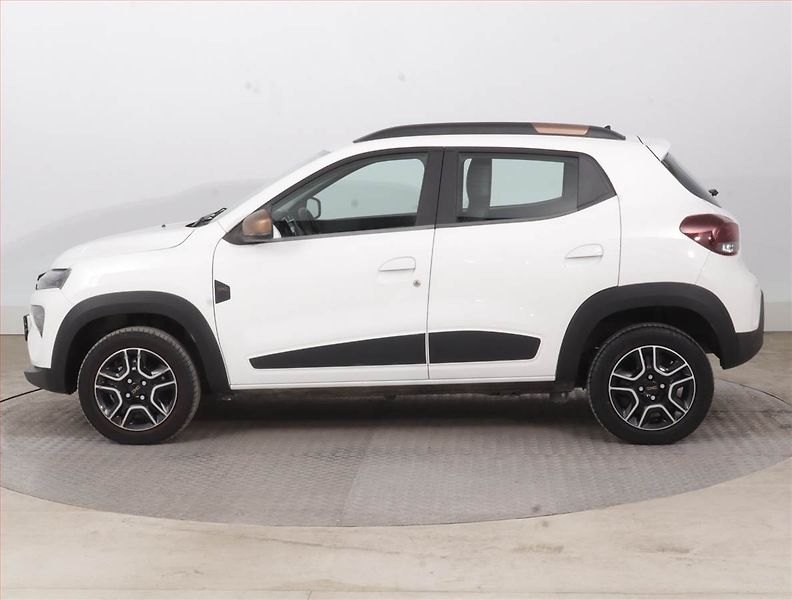 Dacia Spring (2024) Electric 65 (27 kWh), SoH 97% - fotka 3 z 17