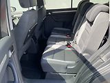 Volkswagen Touran (2013) 2.0 TDi, Life, TZ - náhled 10