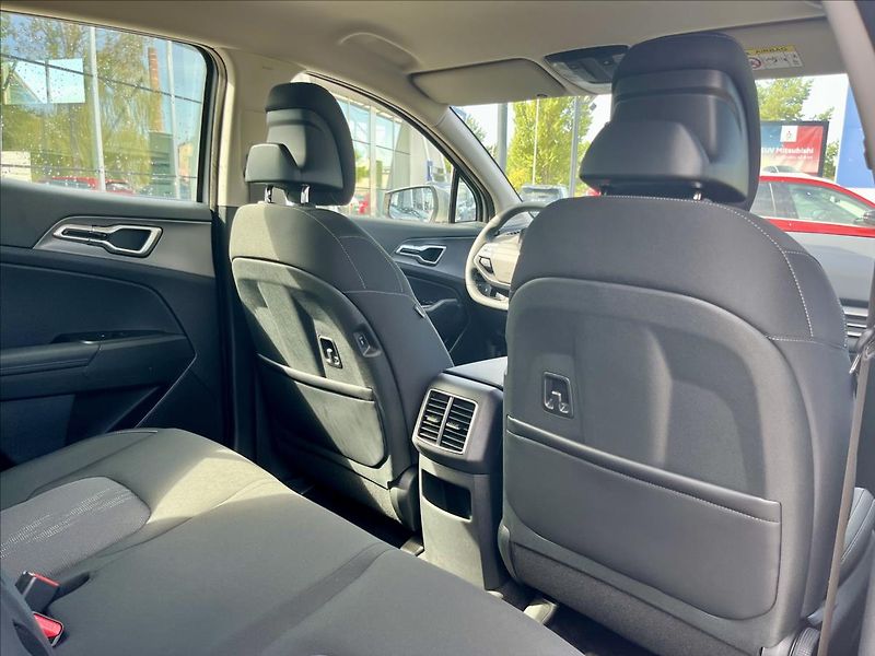 Kia Sportage (2026) 1,6 T-GDI  EXCLUSIVE 7DCT - fotka 7 z 15