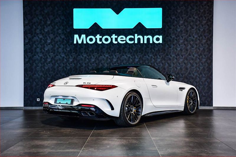 Mercedes-Benz SL (2024) 63 AMG 4MATIC+, DPH, Designo - fotka 5 z 27