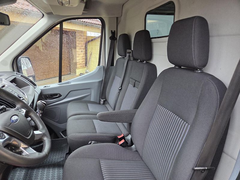 Ford Transit (2015) 2.2TDCI 114kW L2H3 - fotka 30 z 33
