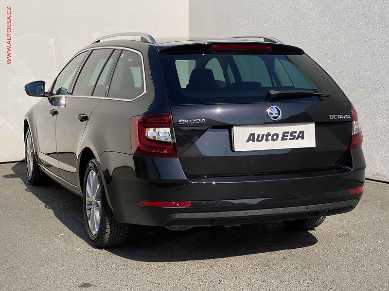 Škoda Octavia (2020) 2.0 TDi, Style, LED - fotka 6 z 17