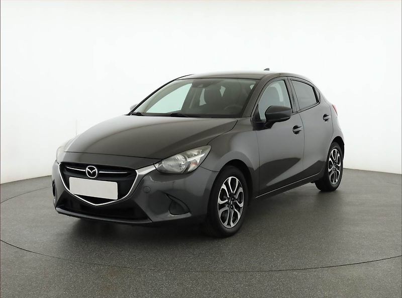 Mazda 2 (2017) 1.5 16V, Navi, Tempomat - fotka 2 z 17