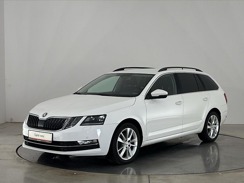Škoda Octavia Style 4x4 DSG - fotka 1 z 28