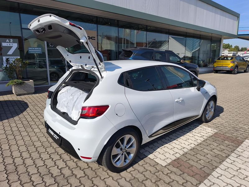 Renault Clio 2017 ČR 0.9 TCe 66kW LIMITED - fotka 23 z 29