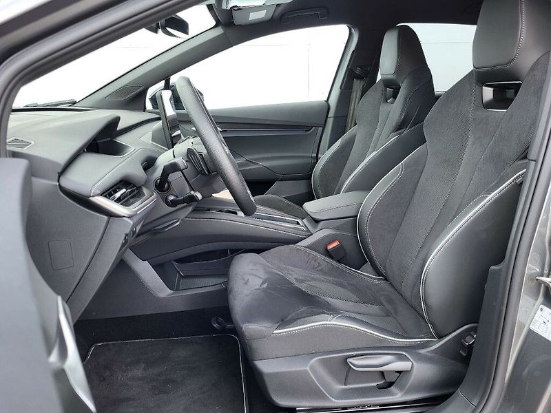 Škoda Elroq Sportline 85KwH 210kW - fotka 9 z 31