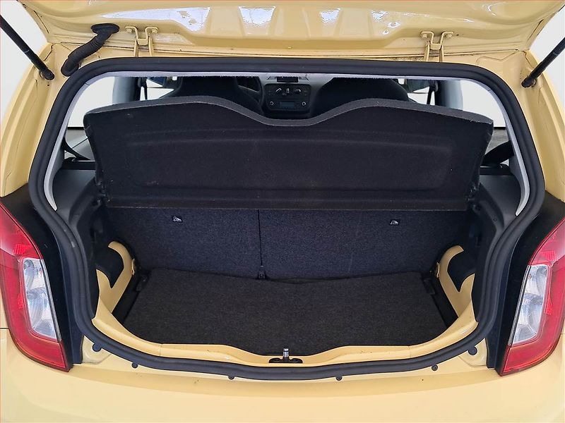 Škoda Citigo (2012) Ambition 1.0 MPI, nová STK - fotka 13 z 16