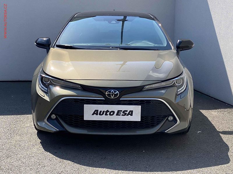 Toyota Corolla (2019) 1.2, 1.maj,ČR, Selection - fotka 2 z 20