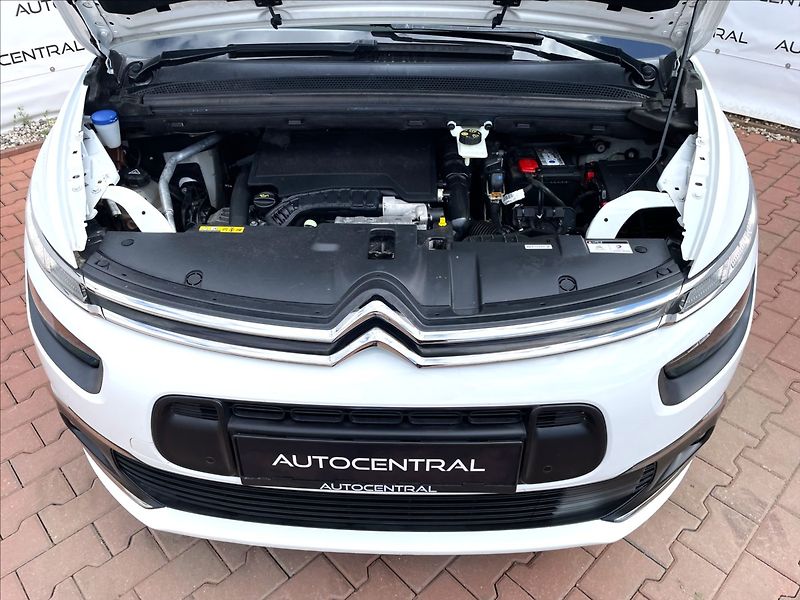 Citroën C4 SpaceTourer 1,2 i,96kW,STK 5/28 - fotka 8 z 24