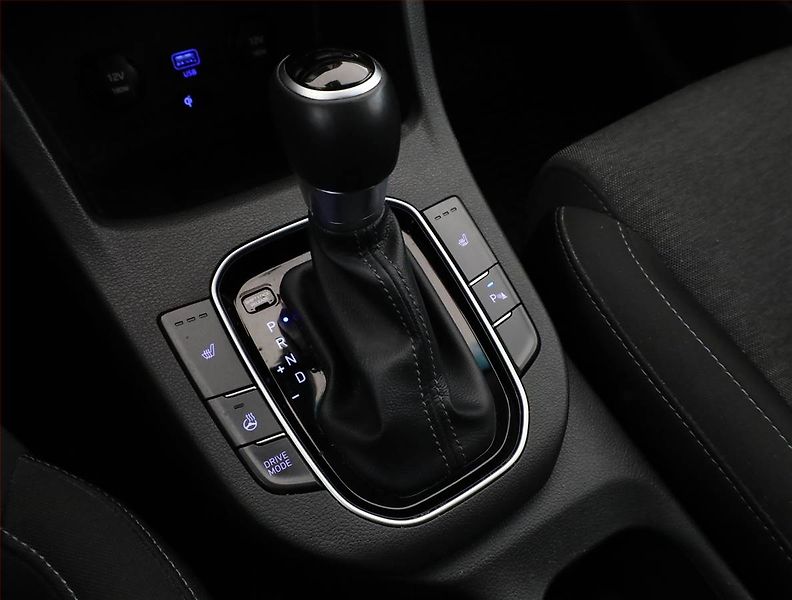 Hyundai i30 (2023) 1.0 T-GDI, Automat, Serv.kniha - fotka 11 z 17