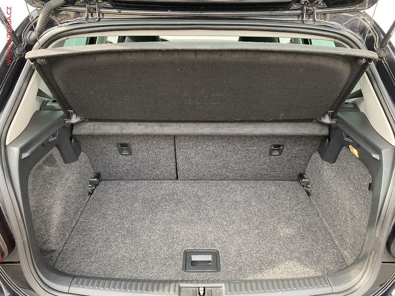 Volkswagen Polo (2012) 1.2 TSi, Match - fotka 7 z 15