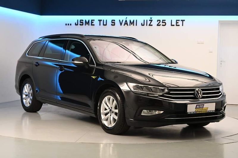 Volkswagen Passat (2023) 2.0 LED DSG ACC Kamera Tažné M - fotka 4 z 32