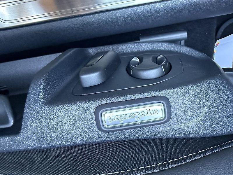 Volkswagen Arteon (2022) 2,0TDi 110kW DSG ELEGANCE ČR - fotka 9 z 26