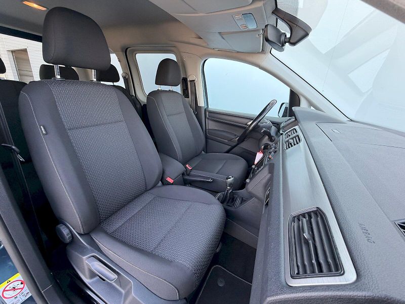 Volkswagen Caddy (2017) 1.4 TSI 92kW TrendLine - fotka 31 z 35