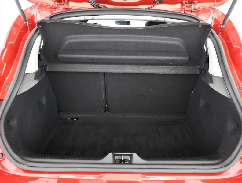 Renault Clio (2018) 0.9 TCe - fotka 16 z 17