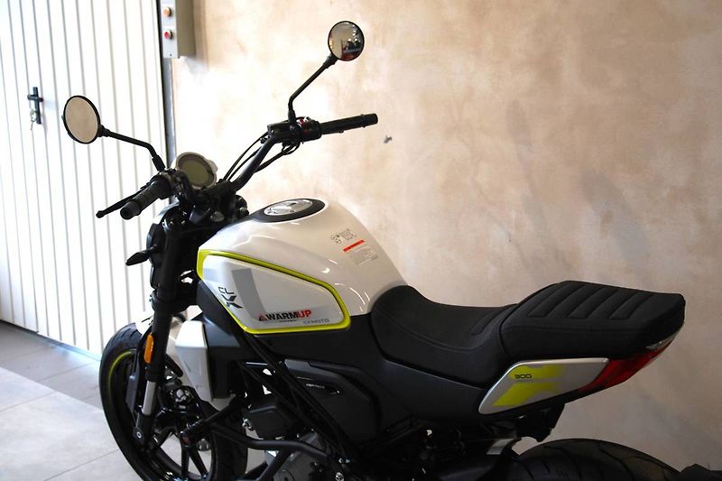 CFMOTO 300 CL-X (2026) 300CL-X - prezentační model,99 - fotka 20 z 20
