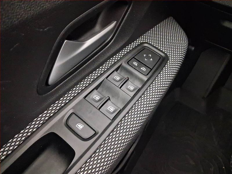 Dacia Sandero (2025) 1.0 TCe, Automat, Serv.kniha - fotka 17 z 19