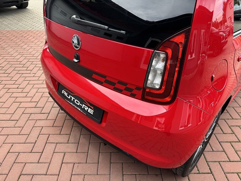 Škoda Citigo (2017) 1.0MPi Monte Carlo Bluetooth - fotka 38 z 48