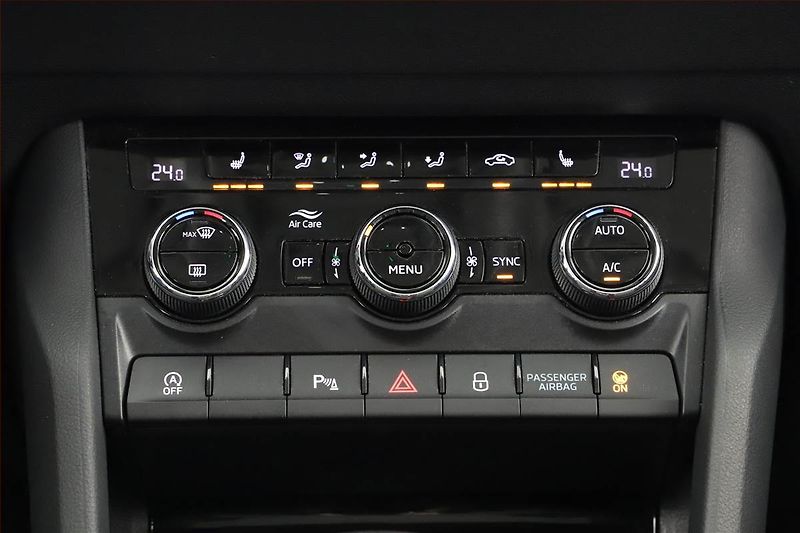 Škoda Karoq (2022) Style 2.0 TDI - fotka 19 z 20