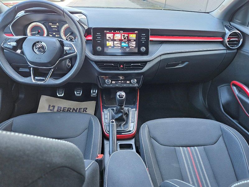 Škoda Fabia (2023) Monte Carlo TSI 81/1.0 M6F - fotka 10 z 27