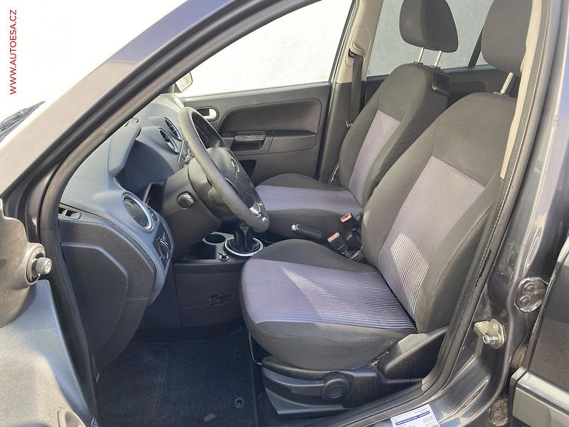Ford Fusion (2007) 1.4i, 2.maj,ČR, AC, TZ - fotka 9 z 15