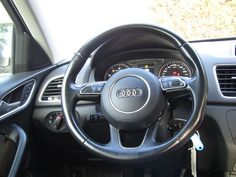 Audi Q3 (2016) 1.4 TFSI 110kW - fotka 17 z 44