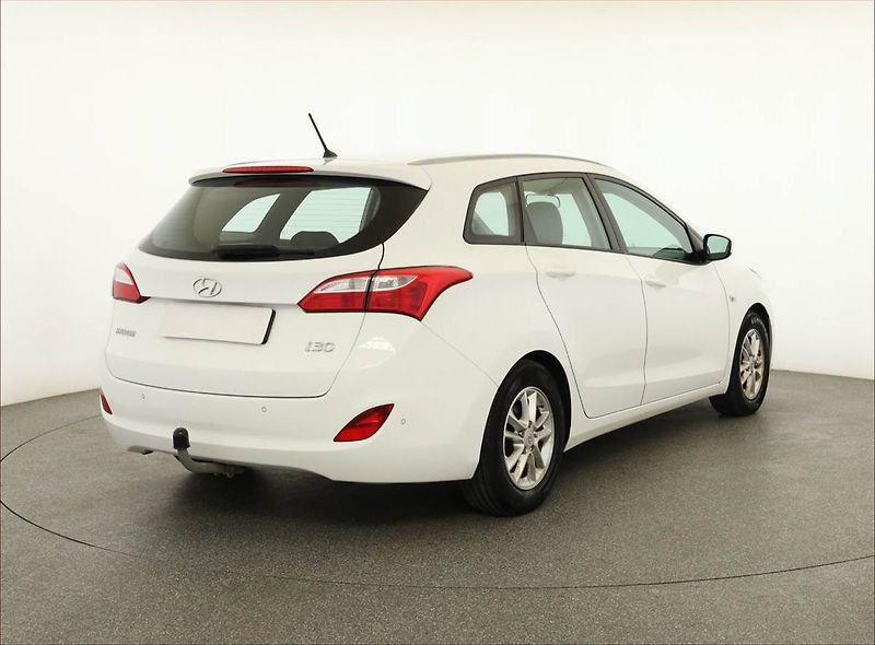 Hyundai i30 (2016) 1.6 MPI, ČR,1.maj, Serv.kniha - fotka 5 z 14