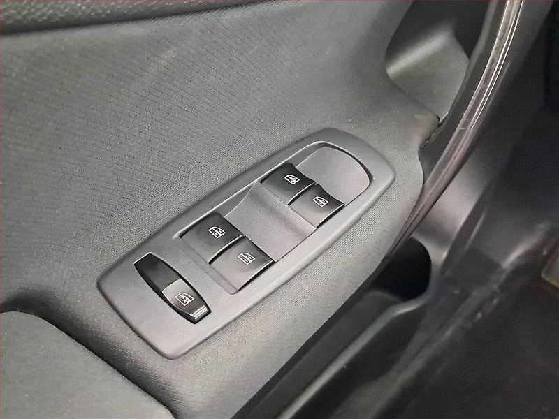 Renault Koleos (2013) 2.0 dCi, 4X4, Navi, Tempomat - fotka 18 z 19