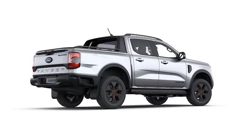 Ford Ranger (2026) Wildtrak 2,3 EcoBoost PH sklad - fotka 2 z 5