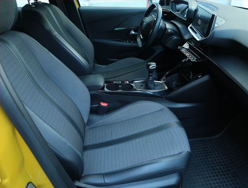 Peugeot 208 (2020) 1.2 PureTech, Serv.kniha, Kůže - fotka 9 z 18