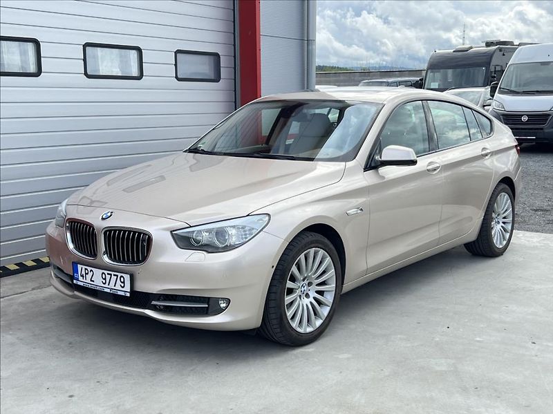 BMW Řada 5 535d GT 1.mai. nové ČR - fotka 1 z 34