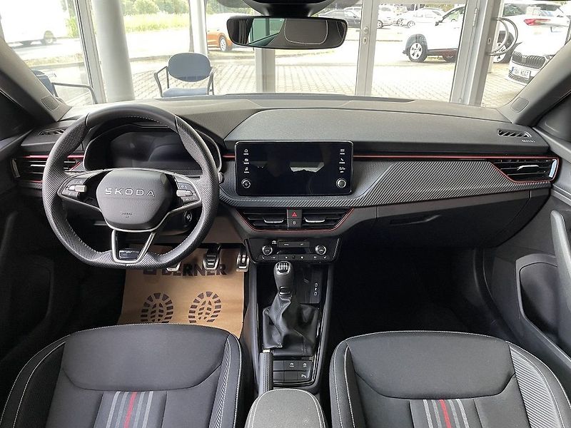 Škoda Scala Monte Carlo 1.0 TSI 85 kW - fotka 9 z 13