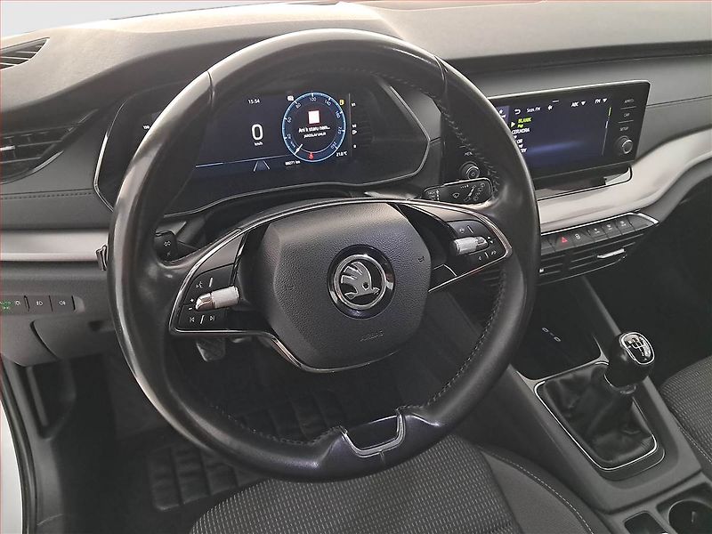 Škoda Octavia (2023) Ambition 2.0 TDI, ČR,1.maj - fotka 19 z 19