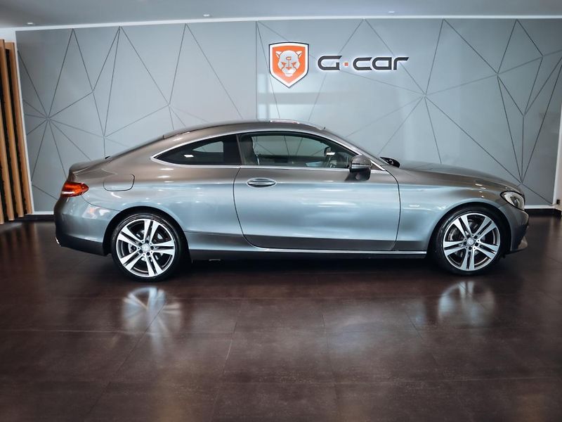 Mercedes-Benz Třídy C C 200 coupe AMG - fotka 4 z 31