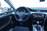 Volkswagen Passat (2015) 2.0 TDI, Automat, Kůže, Navi - náhled 7