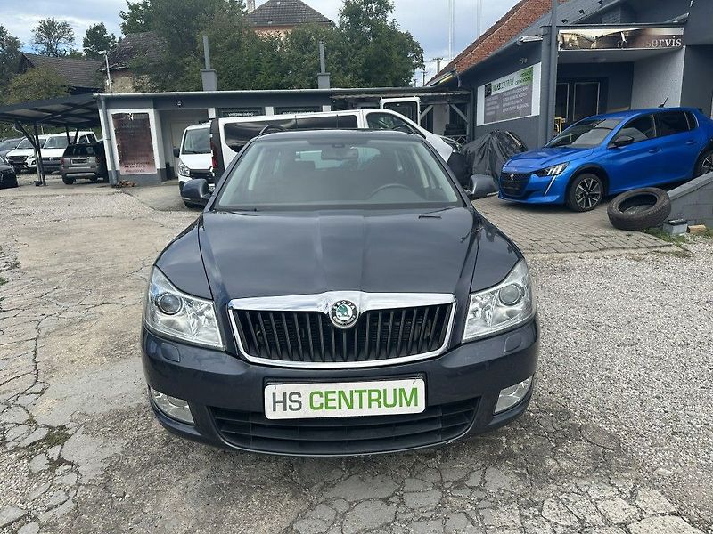 Škoda Octavia Style 2.0 TDi 103kW serviska - fotka 8 z 22