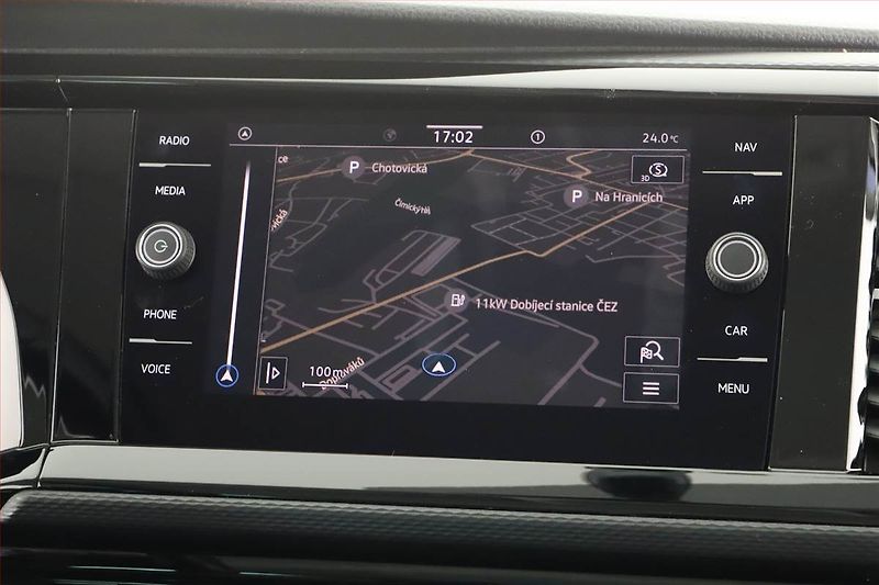 Volkswagen Multivan (2021) Highline 2.0 TDI 4Motion, ČR - fotka 16 z 20