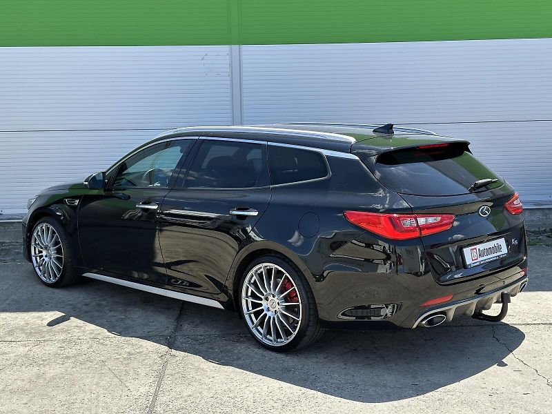 Kia Optima GT 2.0TGDi H-Matic Sportswagon - fotka 6 z 56