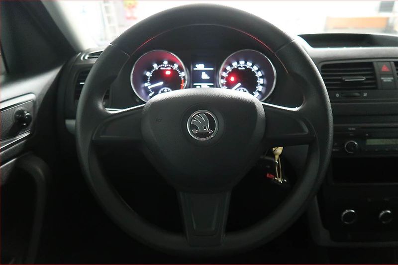 Škoda Yeti (2014) Ambition 1.2 TSI - fotka 14 z 15