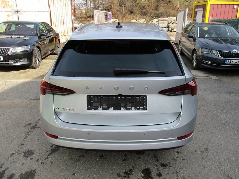 Škoda Octavia Combi Style 2,0TDI 110kW DSG/P - fotka 5 z 13
