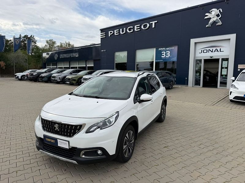 Peugeot 2008 ALLURE 1.2PT 110 EAT6 - fotka 1 z 27