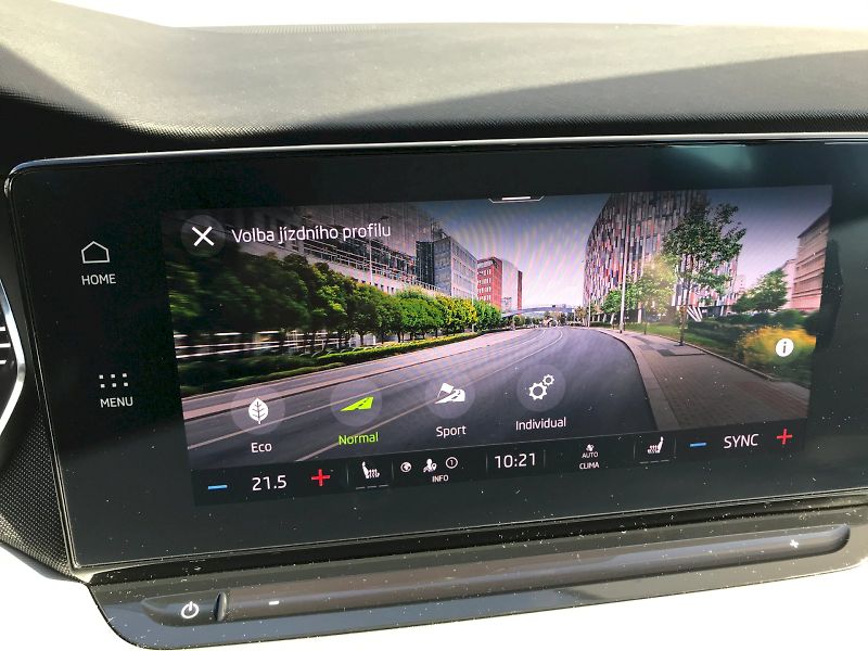 Škoda Octavia (2024) COM M-HEV STY PLUS TS110/1.5A7 - fotka 26 z 27