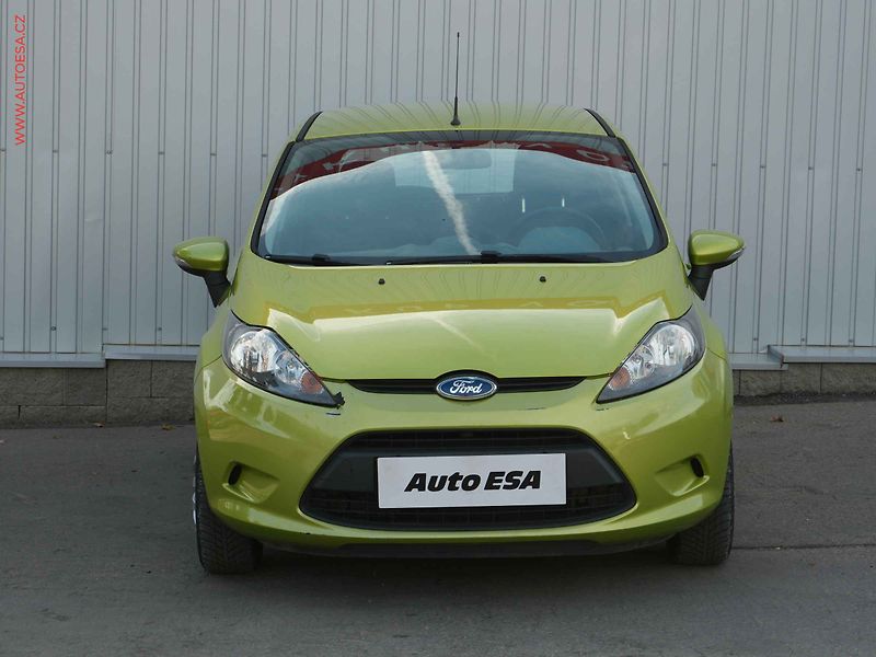 Ford Fiesta (2010) 1.25i, ČR, Trend, AC - fotka 2 z 15