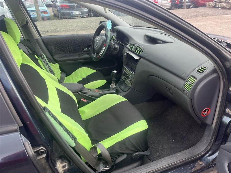 Renault Laguna 1,9 dCi TAŽNÉ SERVIS STK 3/28 - fotka 10 z 33