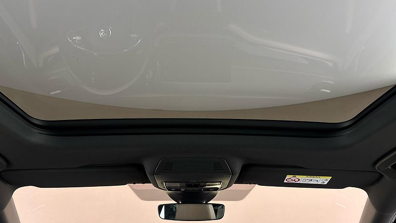 Škoda Octavia 2.0 TDI DSG 4x4 Style Combi - fotka 31 z 33