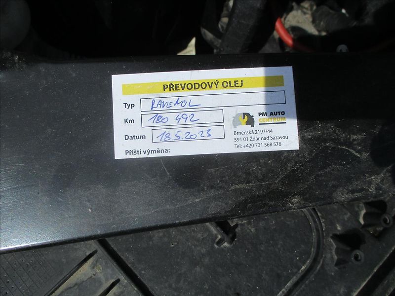 Volkswagen Passat 2,0 TDI 140kW BMT 4MOT DSG Hig - fotka 27 z 42