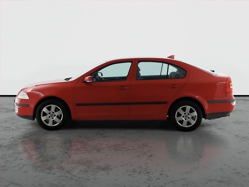Škoda Octavia (2008) Ambiente 1.9 TDI, Serv.kniha - fotka 3 z 18