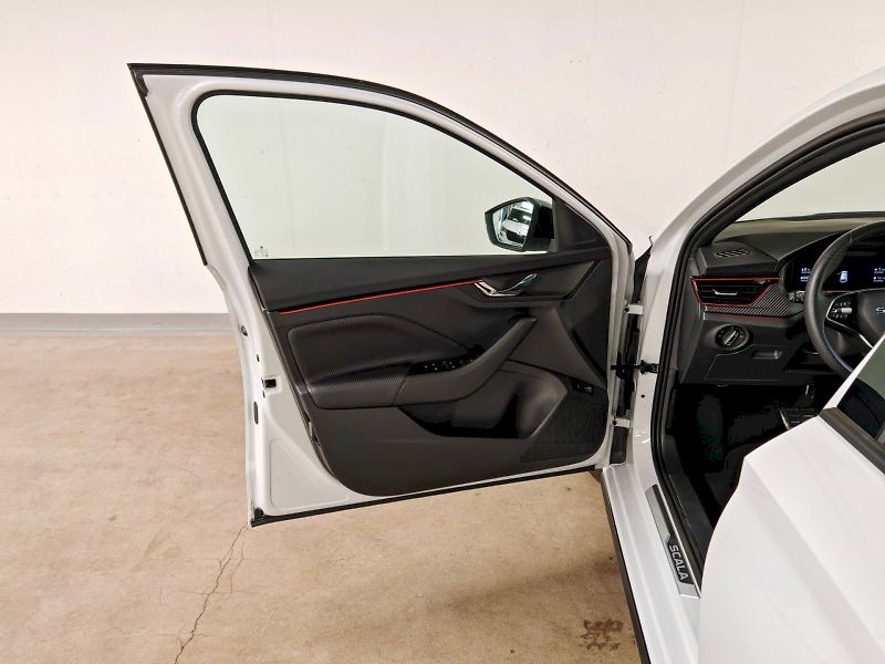 Škoda Scala (2025) 1.5 TSI 110 kW DSG Monte Carlo - fotka 21 z 31